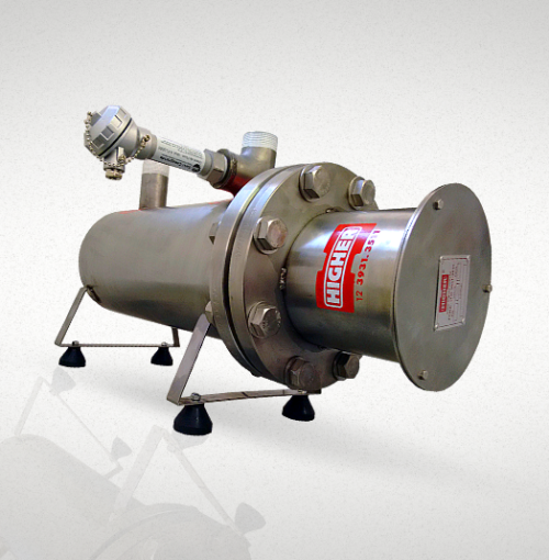 Aquecedor de passagem para líquidos Higher em aço inox com corpo cilíndrico flangeado e poço para sensor